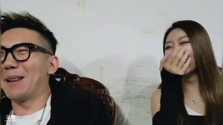 我在斗鱼看JSA丶北京小王哥直播户外