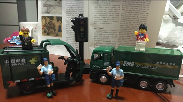 日常：组装玩具小人儿