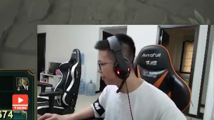 【英雄联盟】余小C真的很强的精彩时刻 20201003 07点场