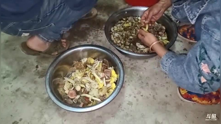 《纪实直播》云南边境怒江33
天 2020-10-06 20点场