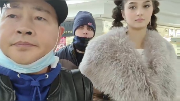 2020年第一场雪。 2020-10-06 16点场