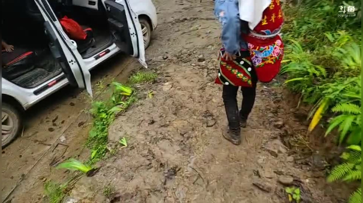 《纪实直播》云南边境怒江33
天 2020-10-06 17点场