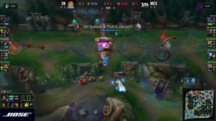 我在斗鱼看英雄联盟赛事直播英雄联盟