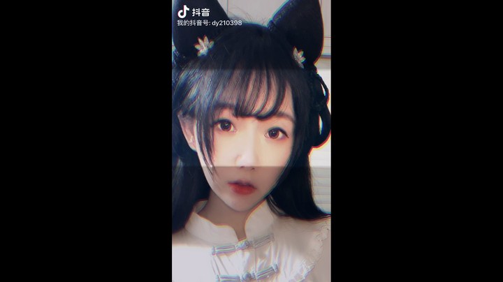 第一次蹦迪的小狐狸