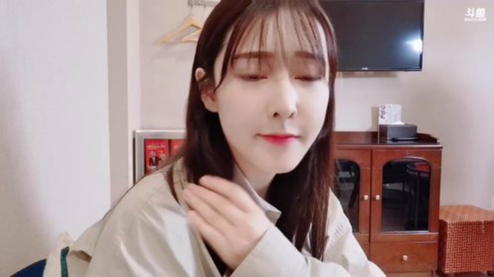 【户外】cbb丶丶的精彩时刻 20201009 18点场