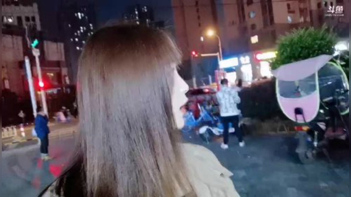 【户外】百变姑姑肖淑洁的精彩时刻 20201011 18点场