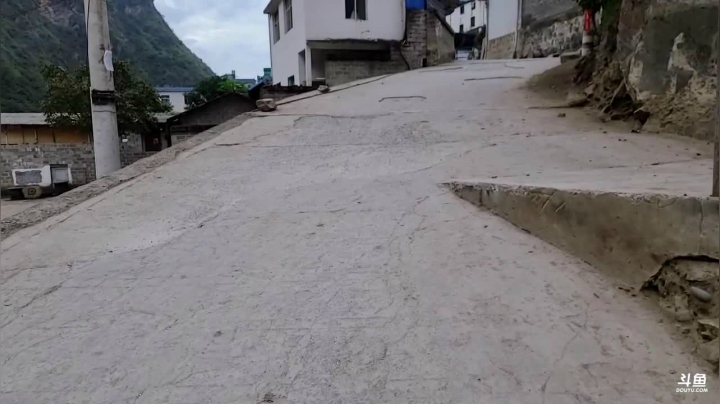 《纪实直播》云南边境怒江36天 2020-10-11 08点场