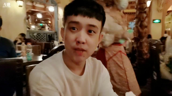 播这么多年了，休个婚假，7天左右吧！ 2020-10-12 14点场