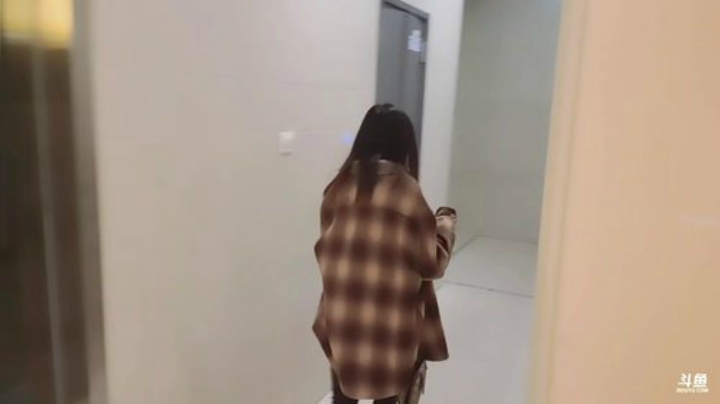 【户外】国民大舅哥的精彩时刻 20201012 20点场