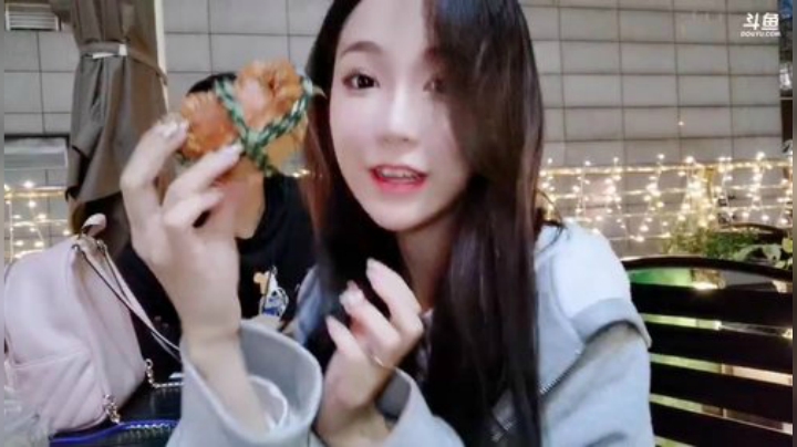 【户外】百变姑姑肖淑洁的精彩时刻 20201012 20点场