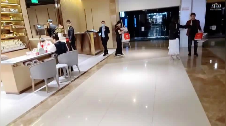 晚上随便播播，明天搬家 2020-10-12 21点场