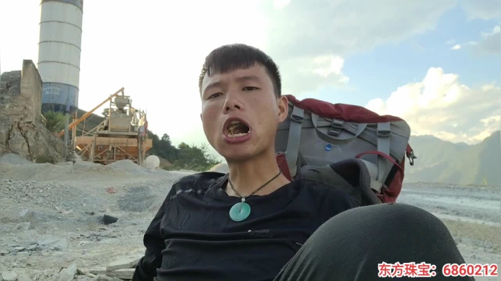 《纪实直播》云南边境怒江40天,鲁掌镇 2020-10-15 17点场