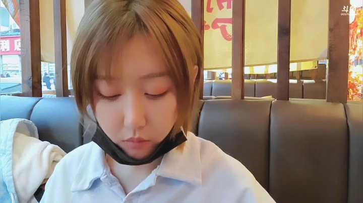 年糕 ♥  一起撸猫吗 2020-10-15 16点场