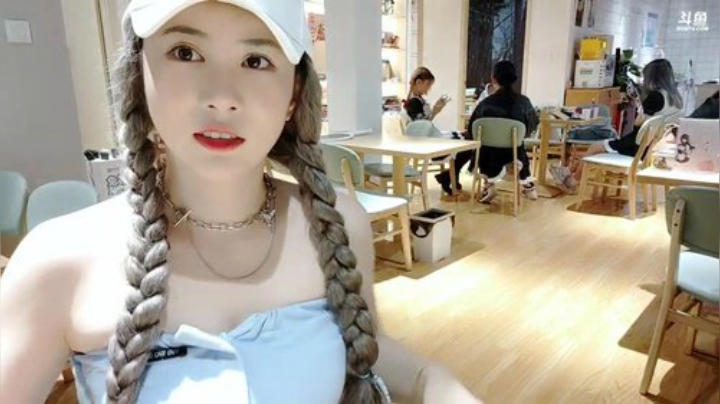 【户外】XX是个坏女人的精彩时刻 20201016 21点场