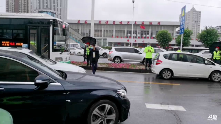 警校家护安保畅 2020-10-16 07点场