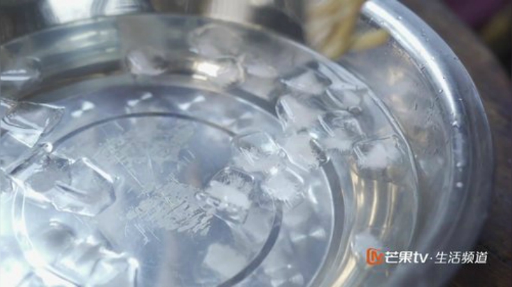 【美食】YESHI小哥的精彩时刻 20201017 09点场