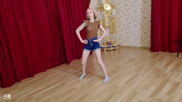 美女如云啊！！！ 2020-10-18 22点场