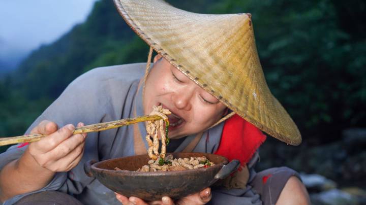 这才是真正的牛肉面，汤浓肉香有味道，大口嗦着真过瘾