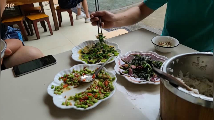 《纪实直播》云南边境怒江45天,发快递 2020-10-20 11点场