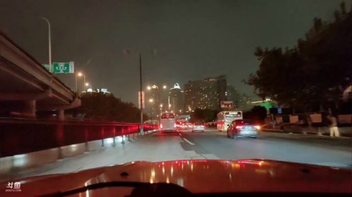 【户外】XX是个坏女人的精彩时刻 20201021 17点场