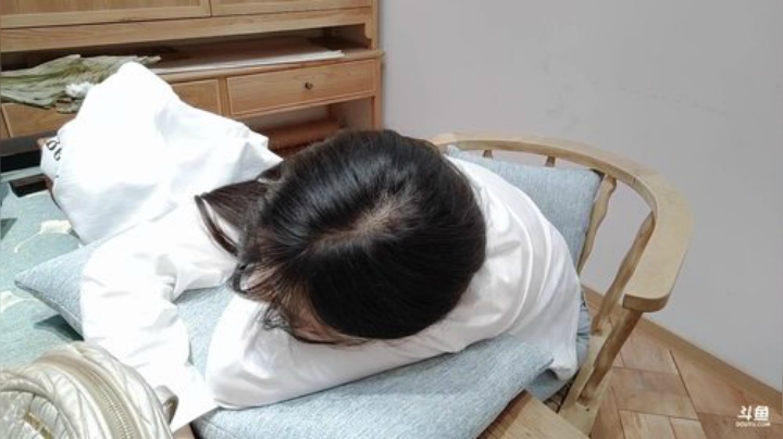 【户外】XX是个坏女人的精彩时刻 20201022 14点场