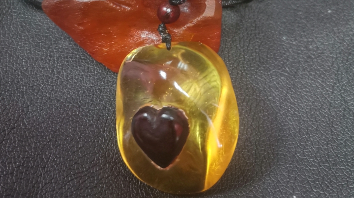 直播蜜蜡琥珀科普活动