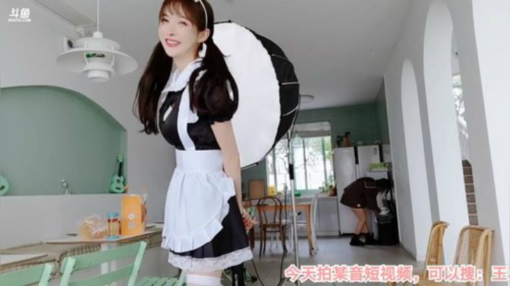 我在斗鱼看王羽杉abc直播二次元