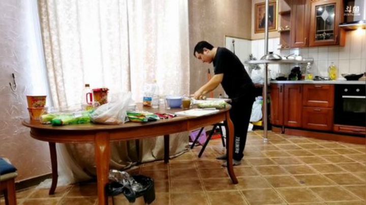 我在斗鱼看俄罗斯教父直播户外