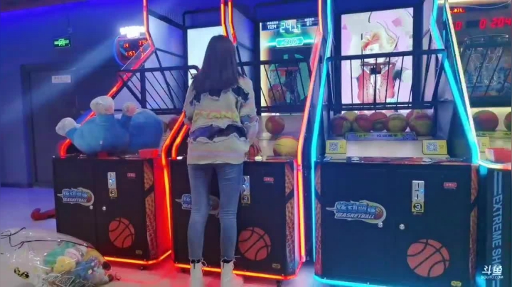 八点钟开播 2020-10-26 21点场