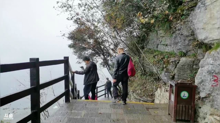 畅游大荆楚 跟“鄂”来打卡。 2020-10-28 12点场