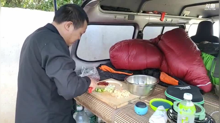 《纪实直播》悬崖村三年之约路上 2020-10-28 13点场