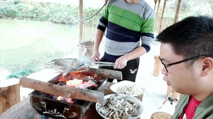 今天炭烤草鱼 2020-10-29 17点场