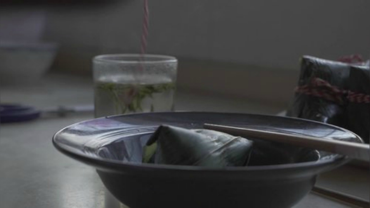 我在斗鱼看YESHI小哥直播美食