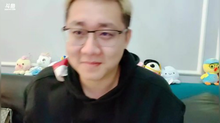 【音乐、颜值（横屏）】小鱼小鱼吃虾米的精彩时刻 20201030 01点场