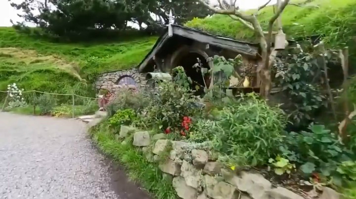 参观新西兰的霍比特人村落