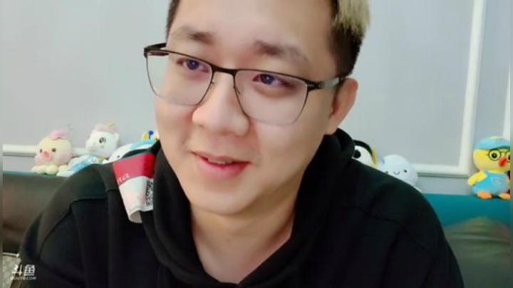 【音乐、颜值（横屏）】小鱼小鱼吃虾米的精彩时刻 20201030 01点场