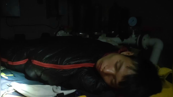 《纪实直播》悬崖村三年之约路上 2020-10-30 03点场