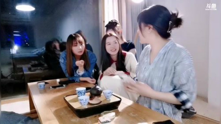 【户外】百变姑姑肖淑洁的精彩时刻 20201030 20点场