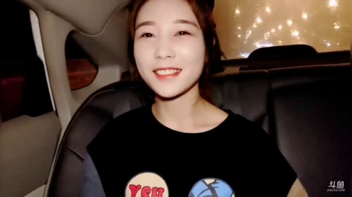姑姑:十来年的闺蜜要嫁了 2020-10-30 18点场