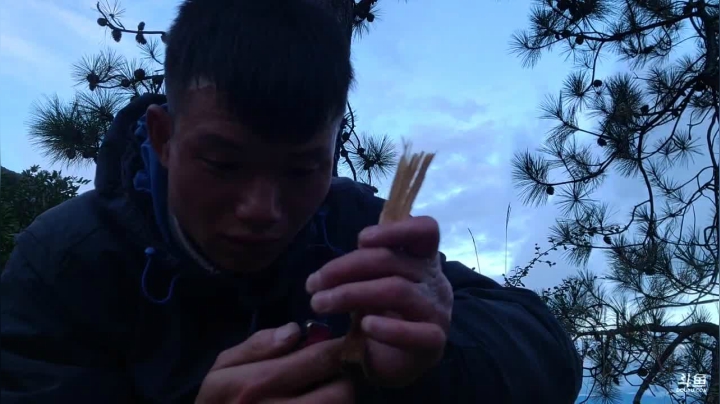 纪实直播:赴双十一悬崖村三年之约丽江 2020-11-02 18点场