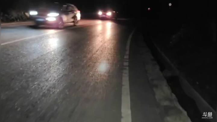 纪实直播:赴双十一悬崖村三年之约丽江 2020-11-02 19点场