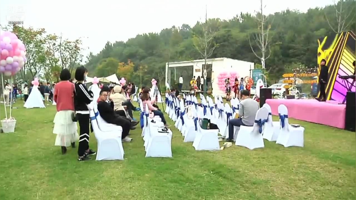 好看 好玩的新鲜资讯，就在光谷live！ 2020-11-06 12点场