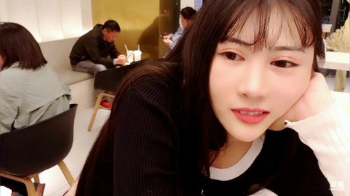 【户外】XX是个坏女人的精彩时刻 20201107 21点场