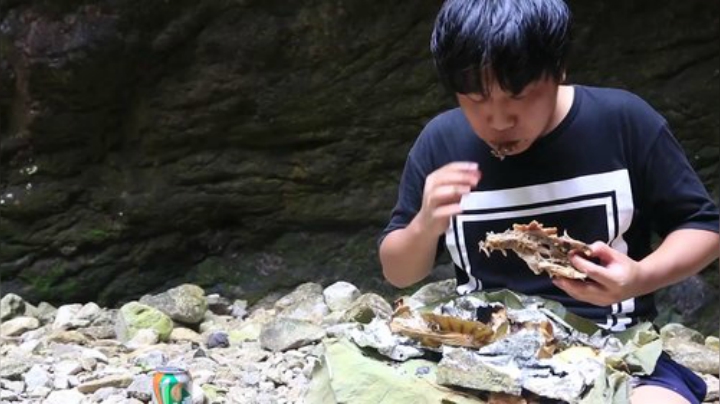 【美食】YESHI小哥的精彩时刻 20201107 08点场