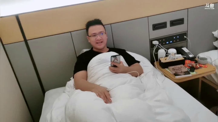 好久不见。晚上好 2020-11-01 03点场