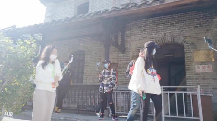 【户外】八一年的传奇的精彩时刻 20201111 10点场