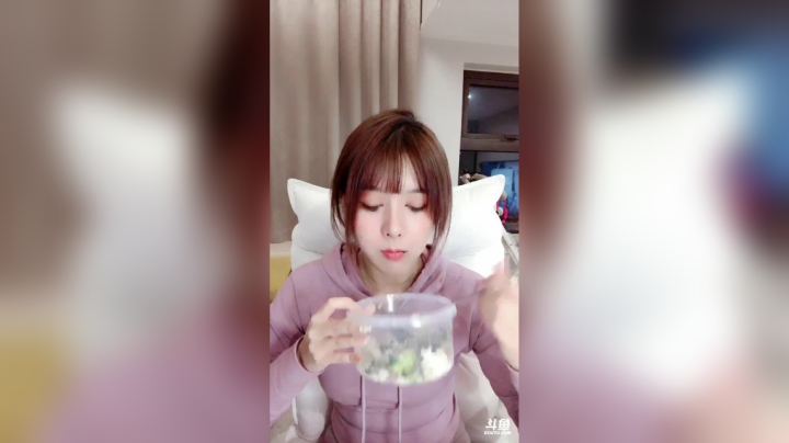 【2020-11-11 21点场】伊娃大姐姐：大家好！～