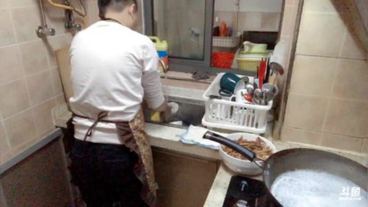 【户外】2B不过红姐的精彩时刻 20201113 00点场