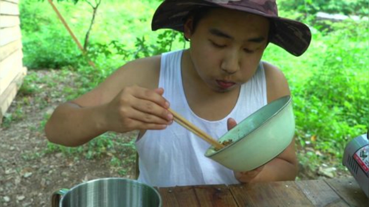 【美食】YESHI小哥的精彩时刻 20201113 07点场