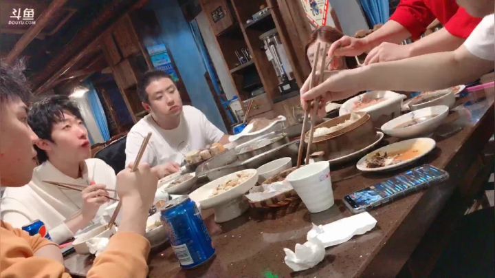 【2020-11-13 20点场】白鲨加菲：我想回家 47895